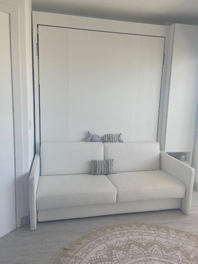 A 2 Passi Dal Mare! Apartman Es Pujols Kültér fotó